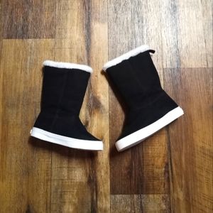 Girls Sz 12 Old Navy Sneaker Slip On Suede Boots